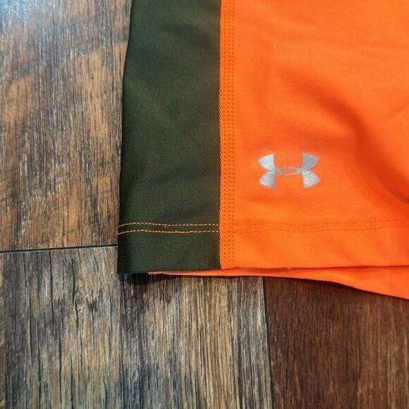 Under Armour booty shorts S (2800) - Picture 2 of 3